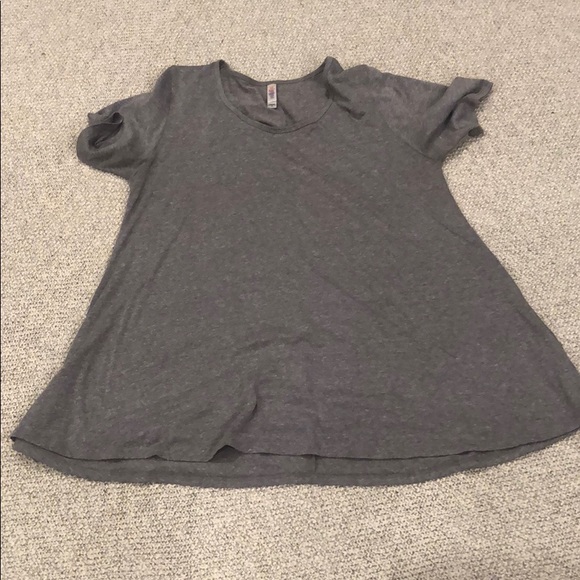 LuLaRoe Tops - Lularoe Heathered Gray Perfect T LuLaRoe Tops - Lularoe Heathered Gray Perfect T